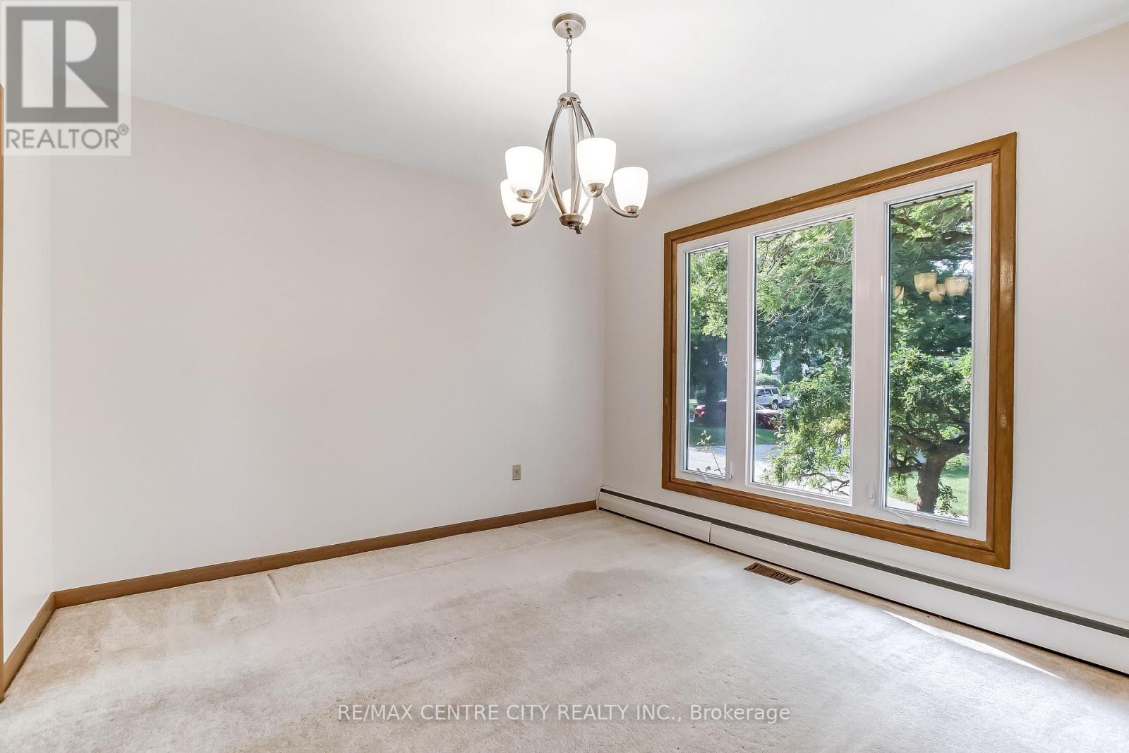 776 HEADLEY DRIVE - 10