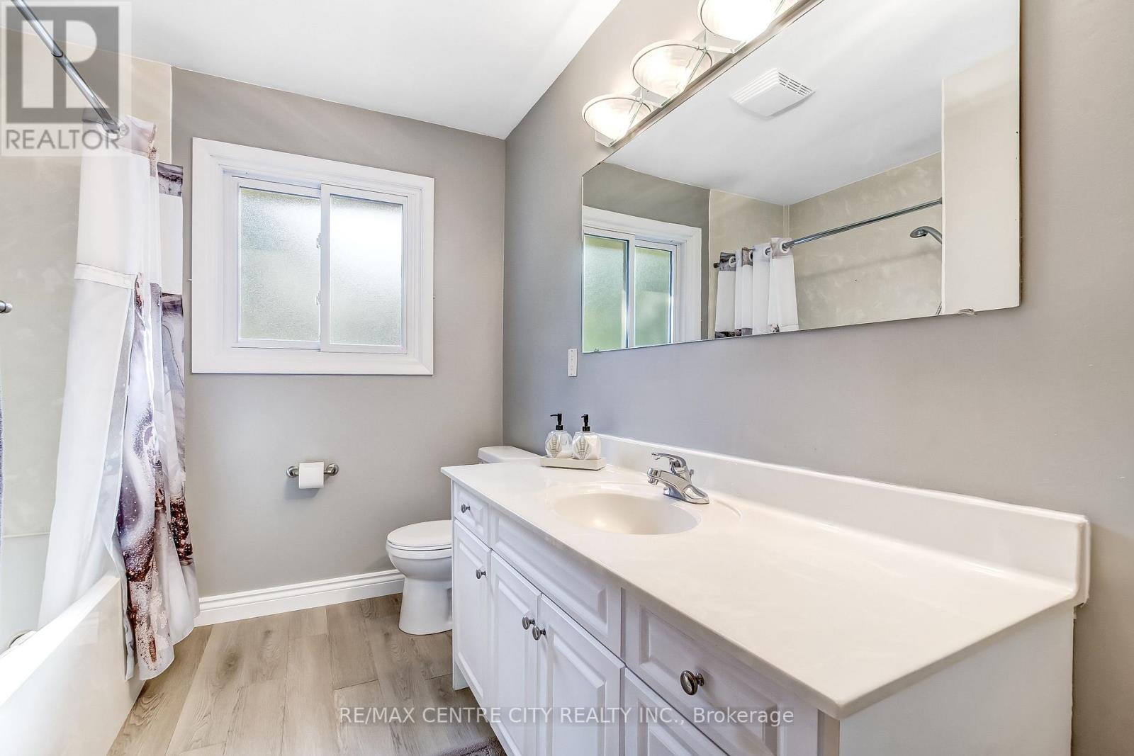 776 HEADLEY DRIVE - 14
