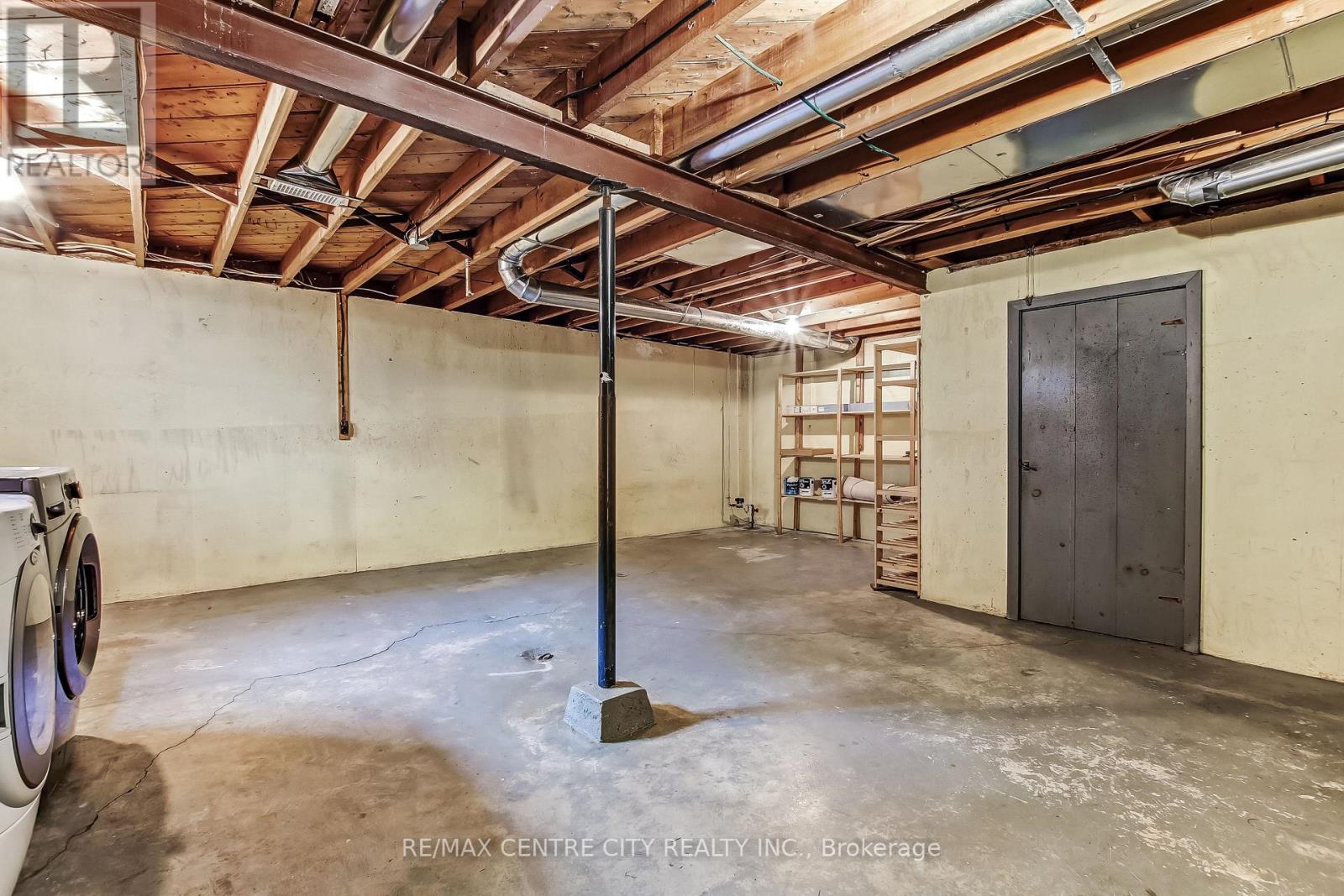 776 HEADLEY DRIVE - 19