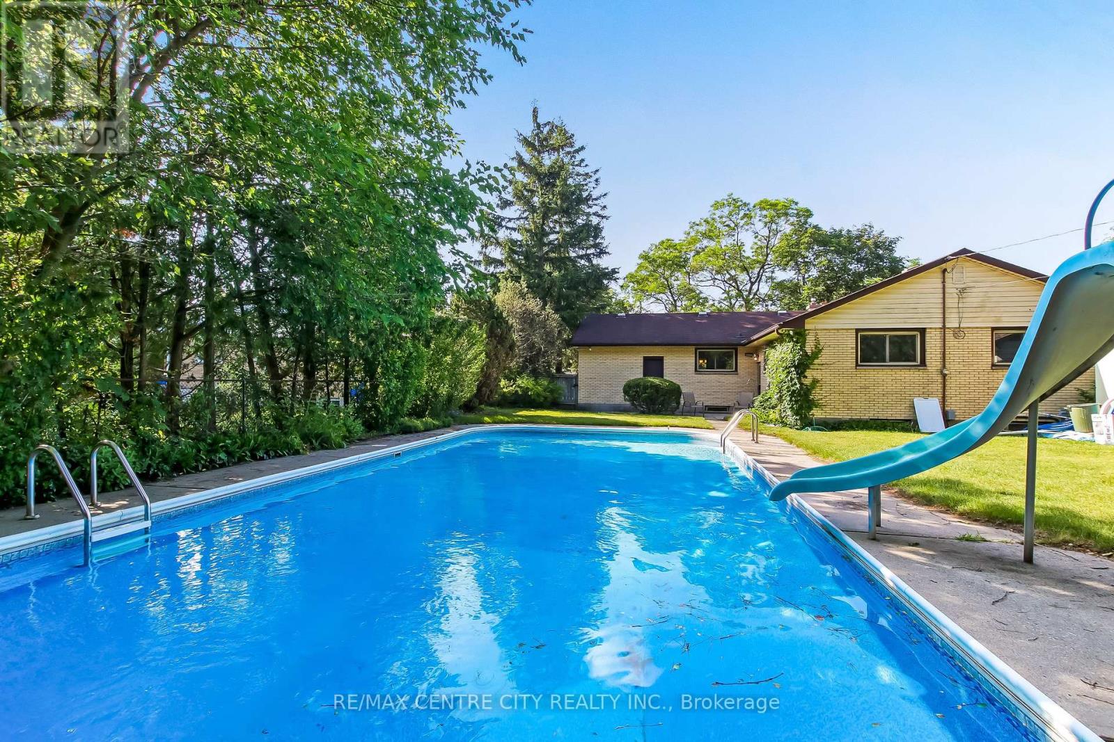 776 HEADLEY DRIVE - 3