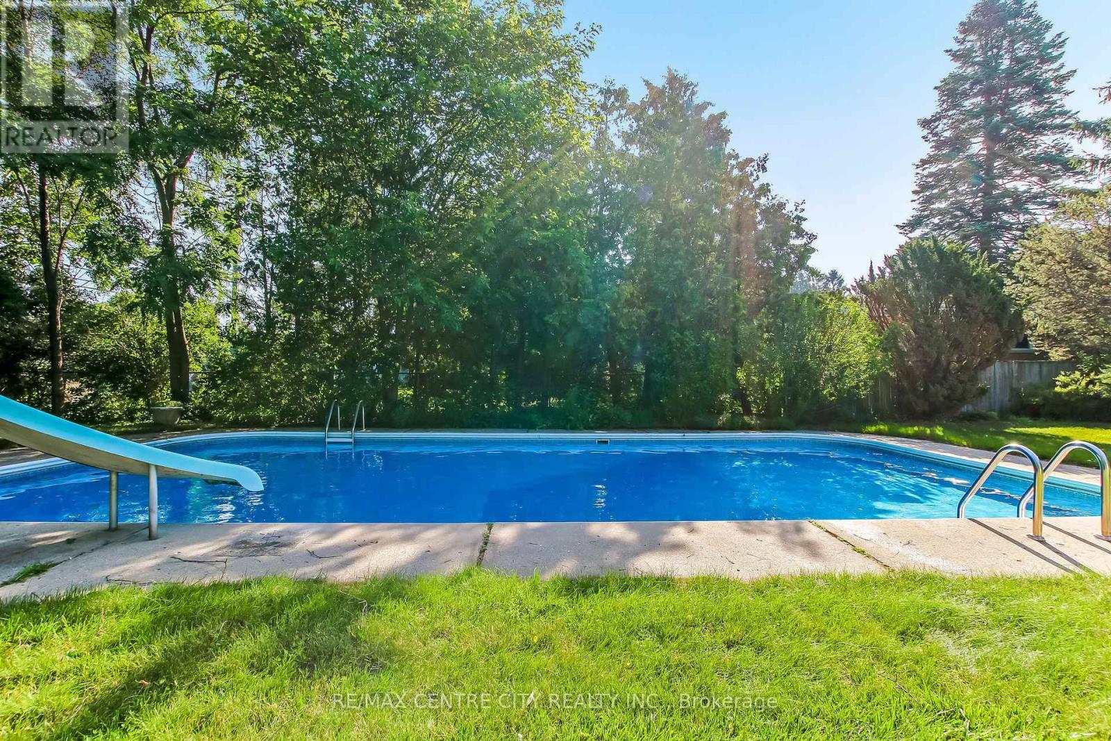 776 HEADLEY DRIVE - 4