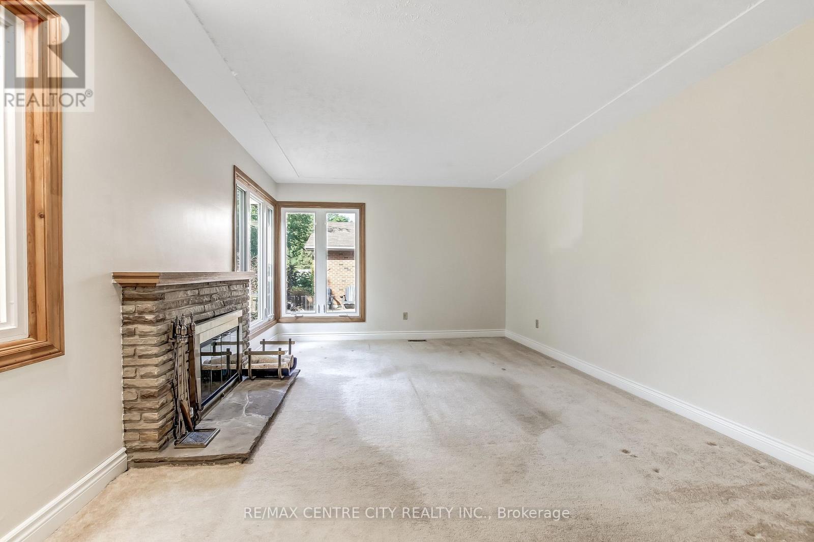 776 HEADLEY DRIVE - 5