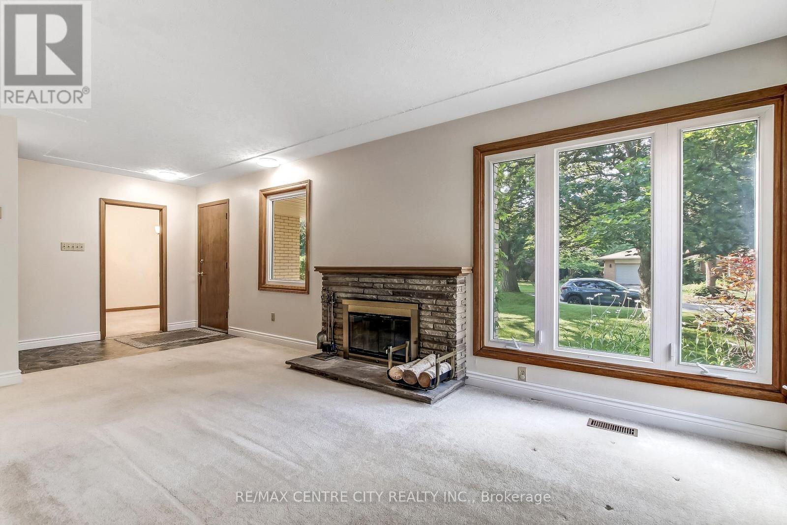 776 HEADLEY DRIVE - 6