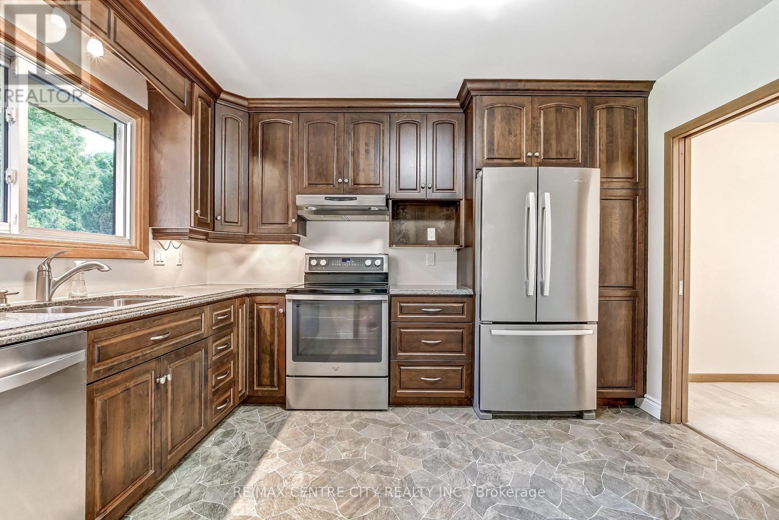 776 HEADLEY DRIVE - 8