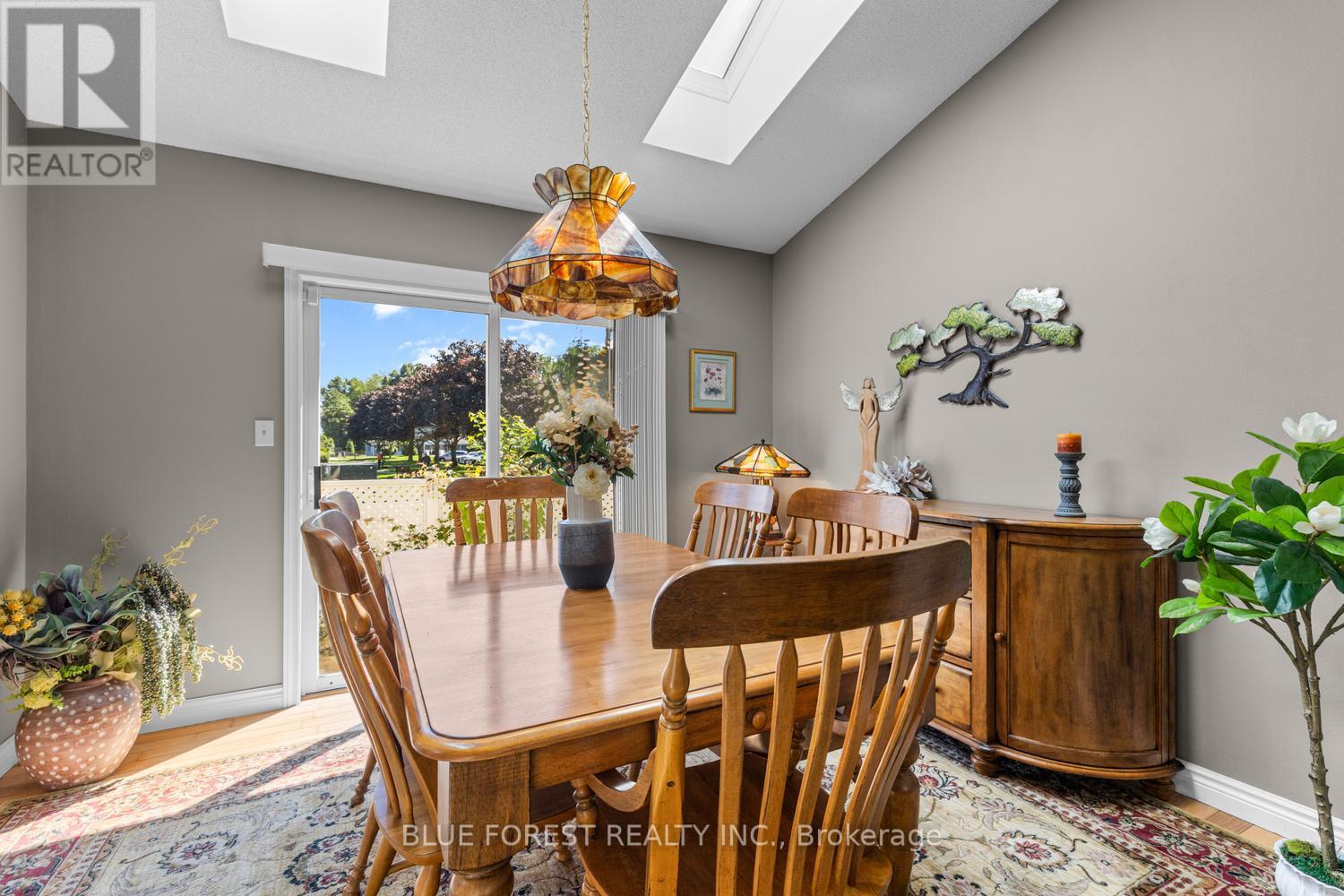 1 SINCLAIR DRIVE - 12