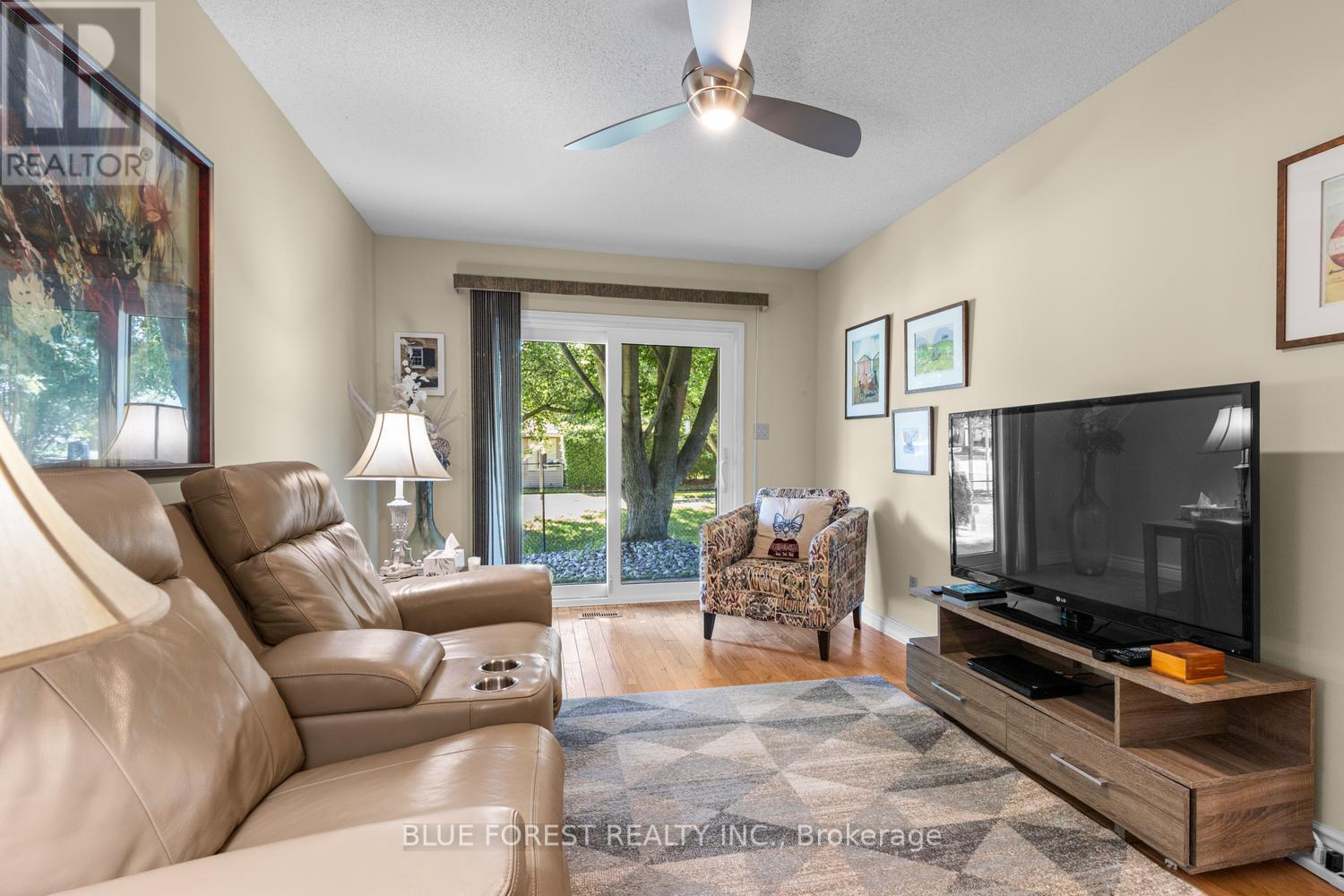 1 SINCLAIR DRIVE - 24