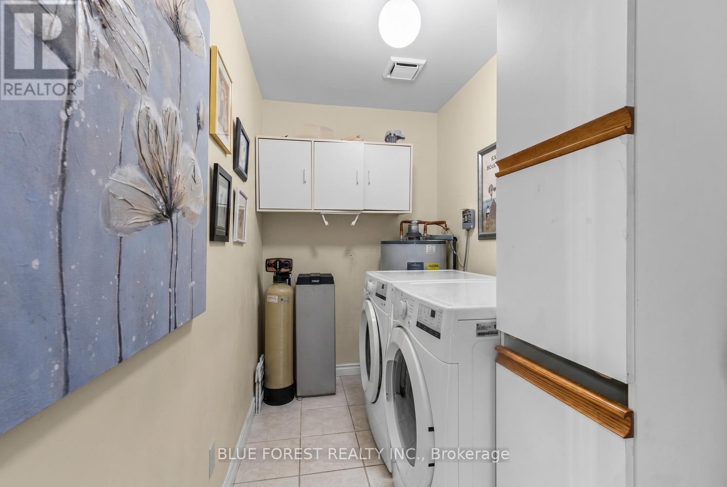1 SINCLAIR DRIVE - 31