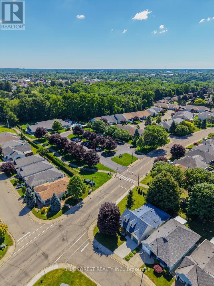 1 SINCLAIR DRIVE - 41