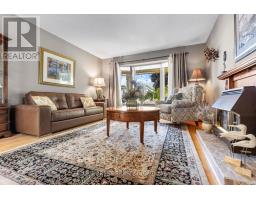 1 Sinclair Drive, Tillsonburg, ON N4G5L6 Photo 8