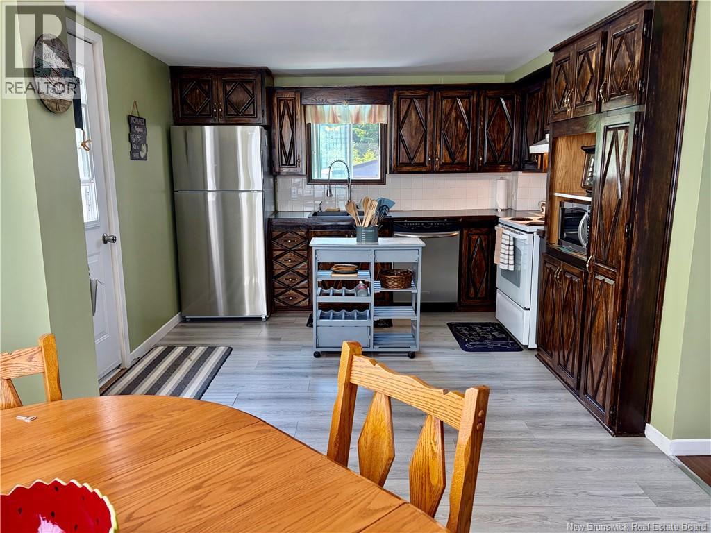 345 Renfrew - 5