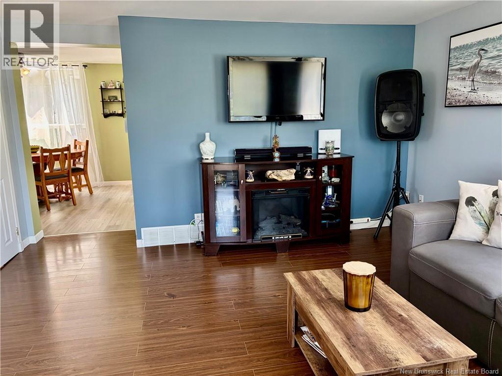 345 Renfrew - 9