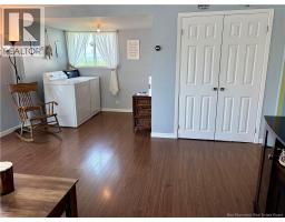 345 Renfrew, Dalhousie, NB E8C2J4 Photo 11