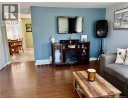 345 Renfrew, Dalhousie, NB E8C2J4 Photo 9