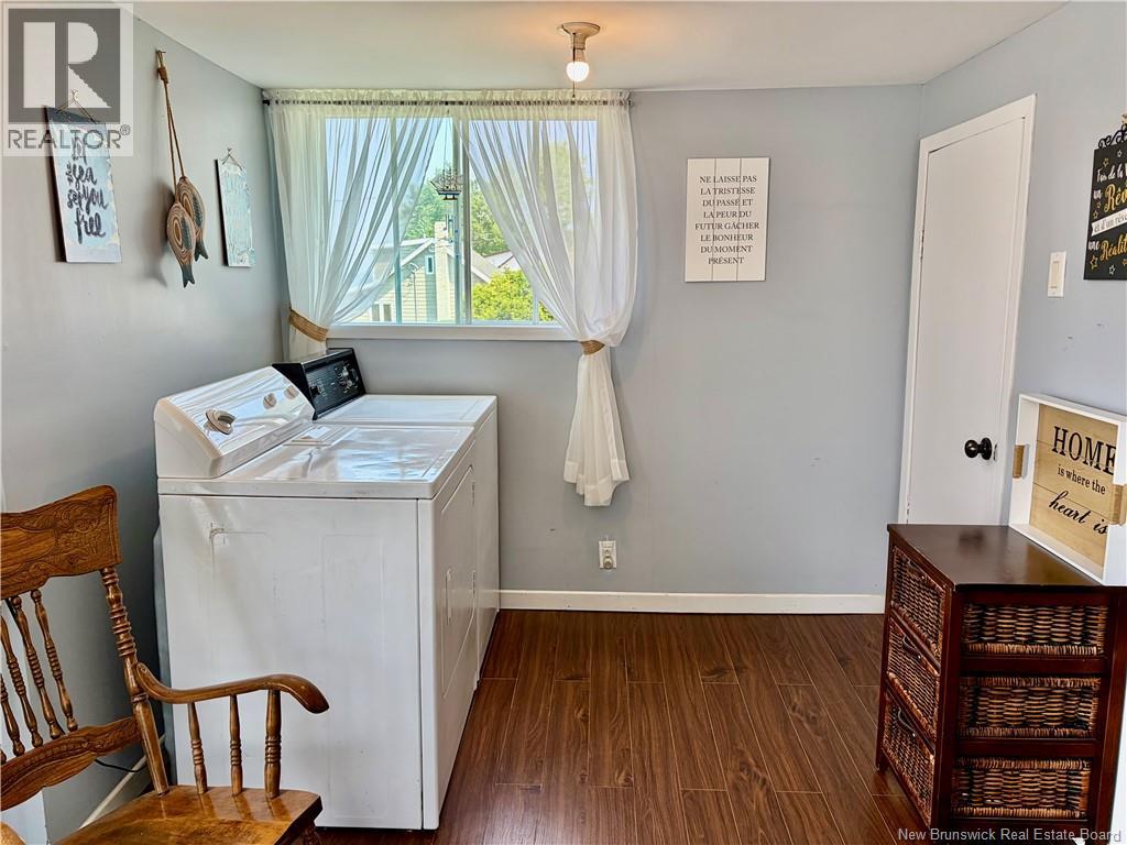 345 Renfrew - 15