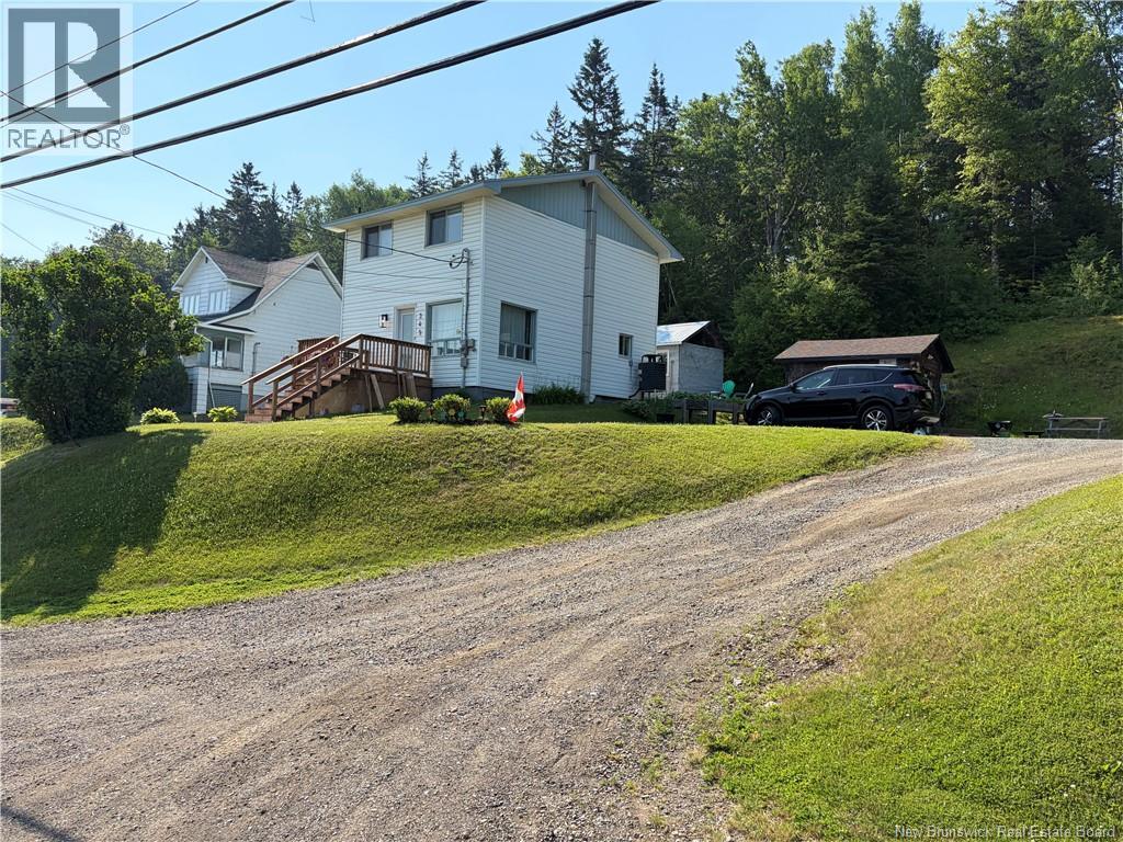 345 Renfrew - 32