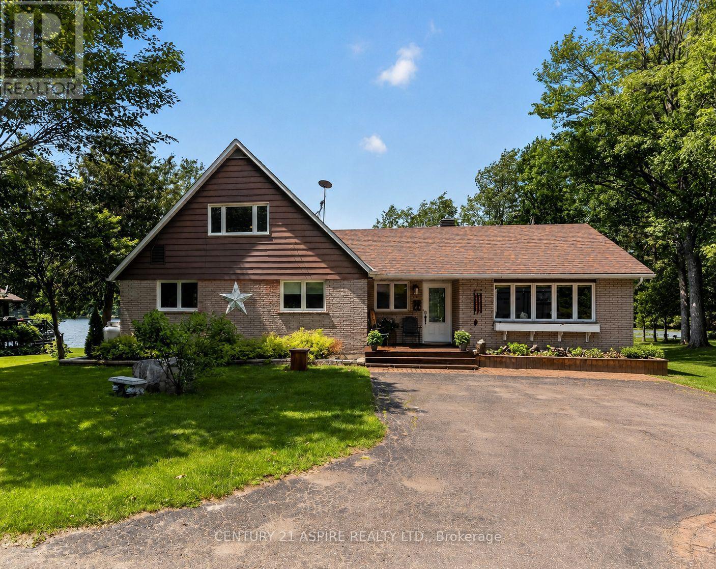324 RANTZ ROAD - 2