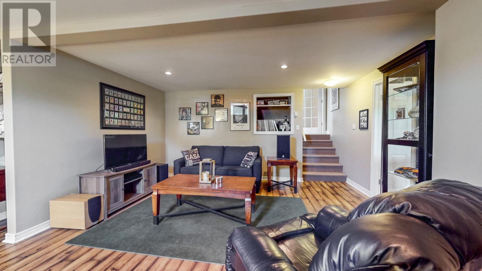 17 Julieann Place - 29