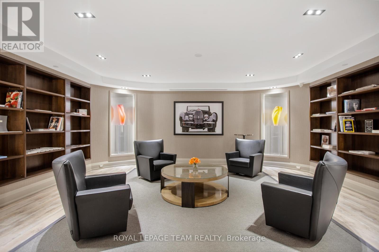 #1506 111 CHAMPAGNE AVENUE S - 30