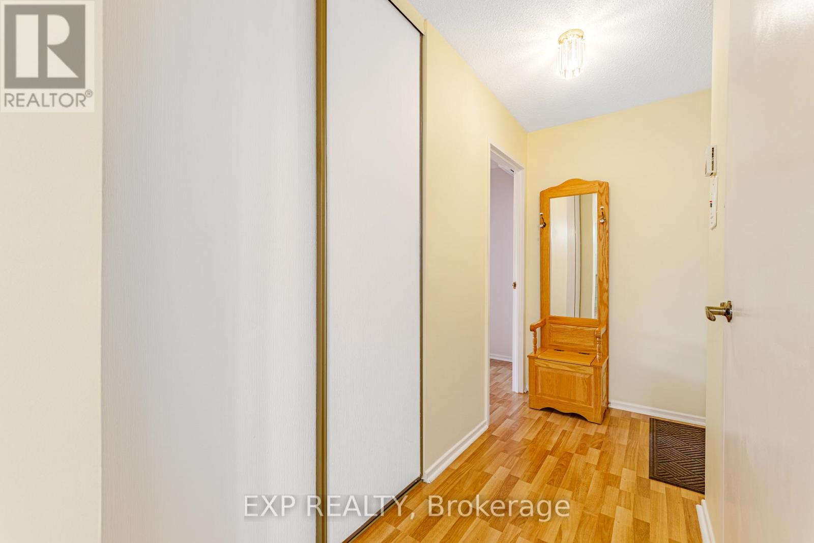 #203 915 ELMSMERE ROAD - 12