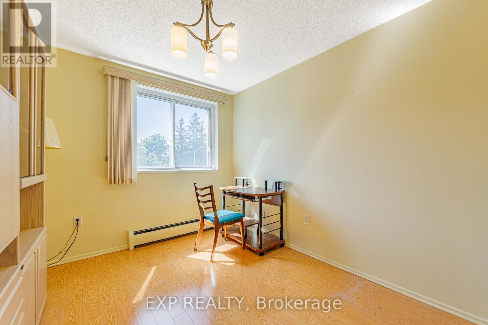 #203 915 ELMSMERE ROAD - 15