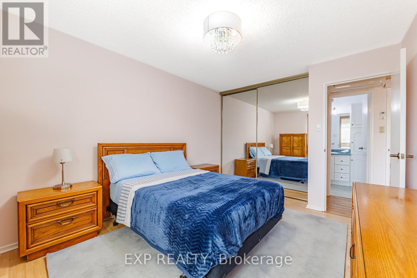 #203 915 ELMSMERE ROAD - 17
