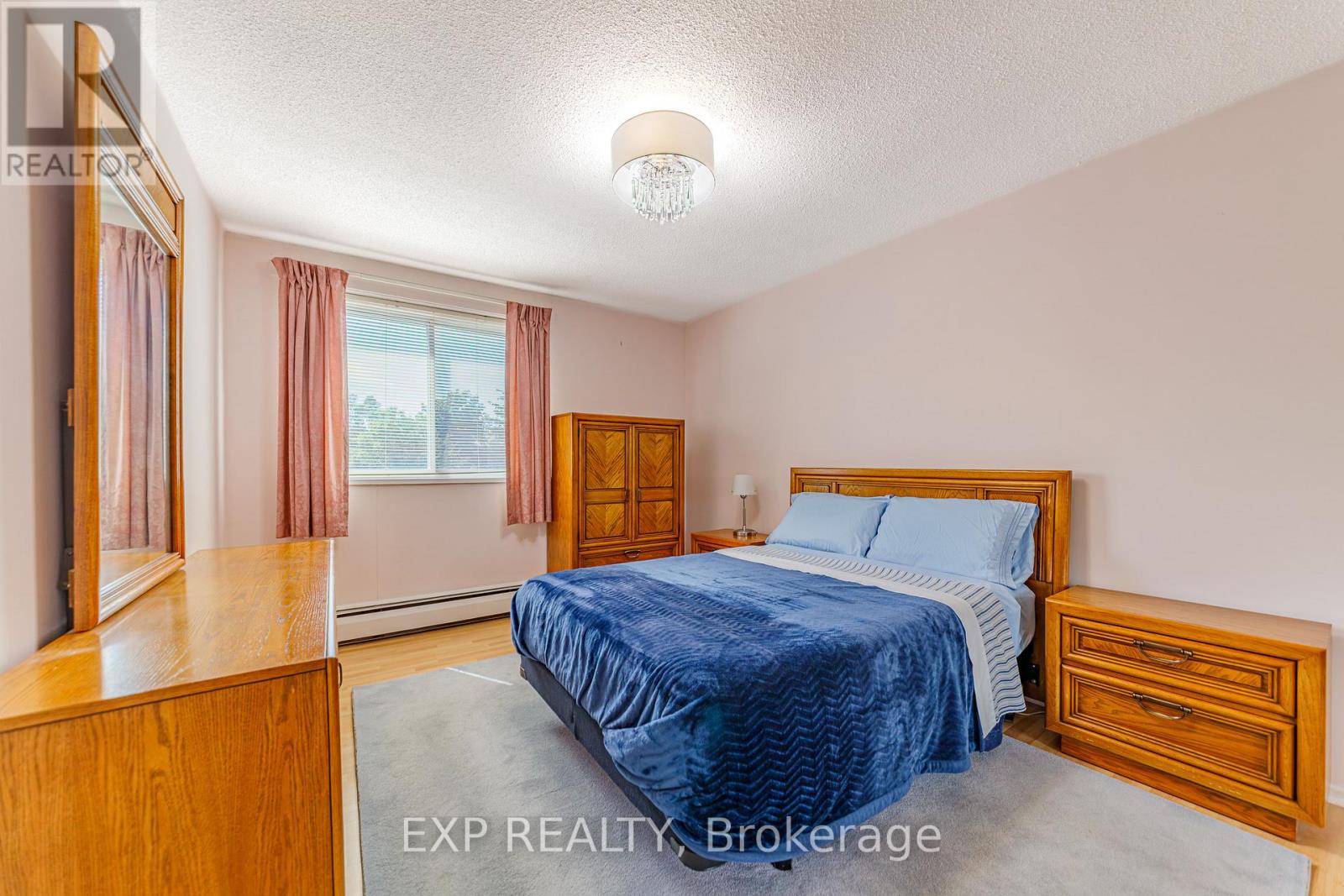 #203 915 ELMSMERE ROAD - 18
