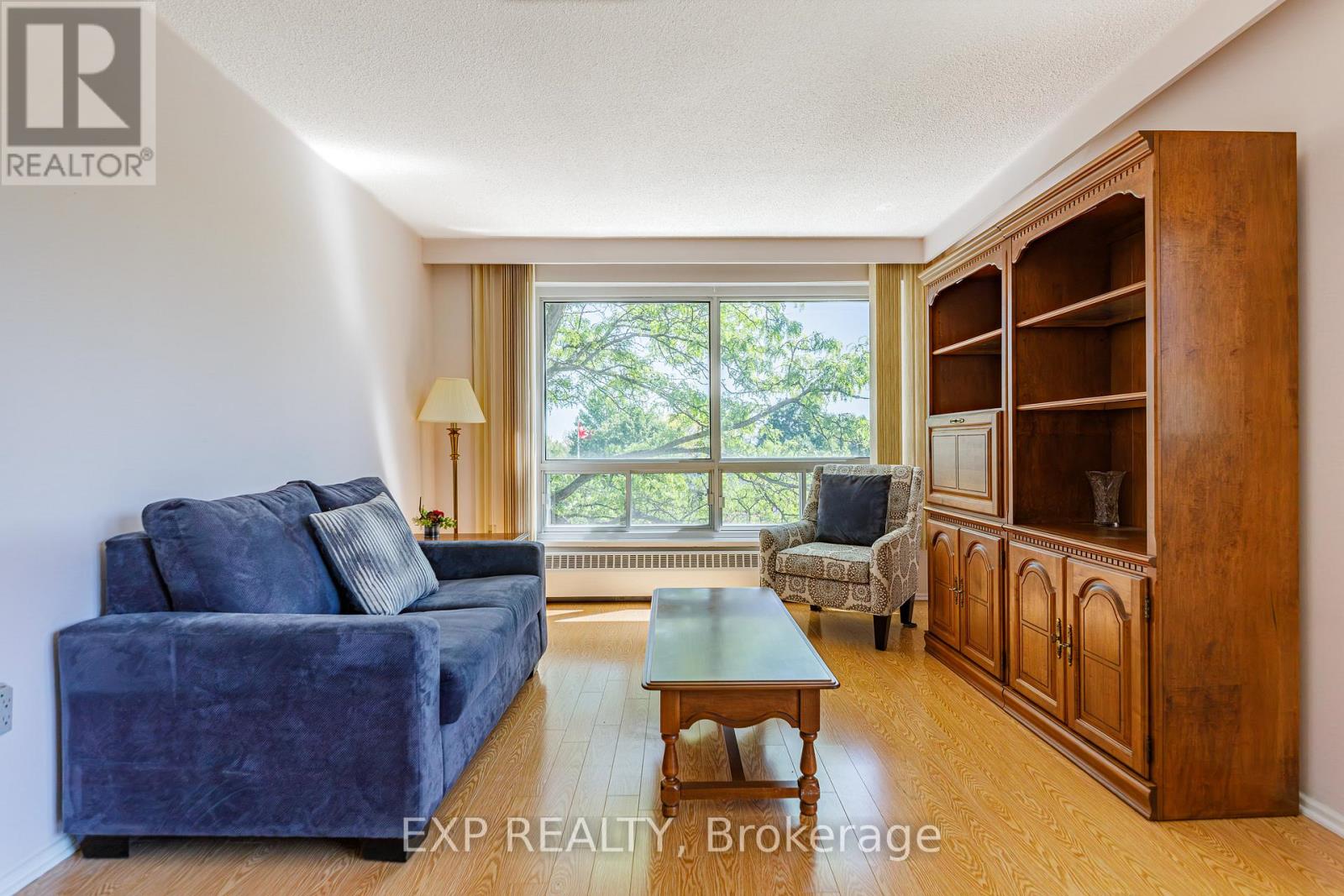 #203 915 ELMSMERE ROAD - 2