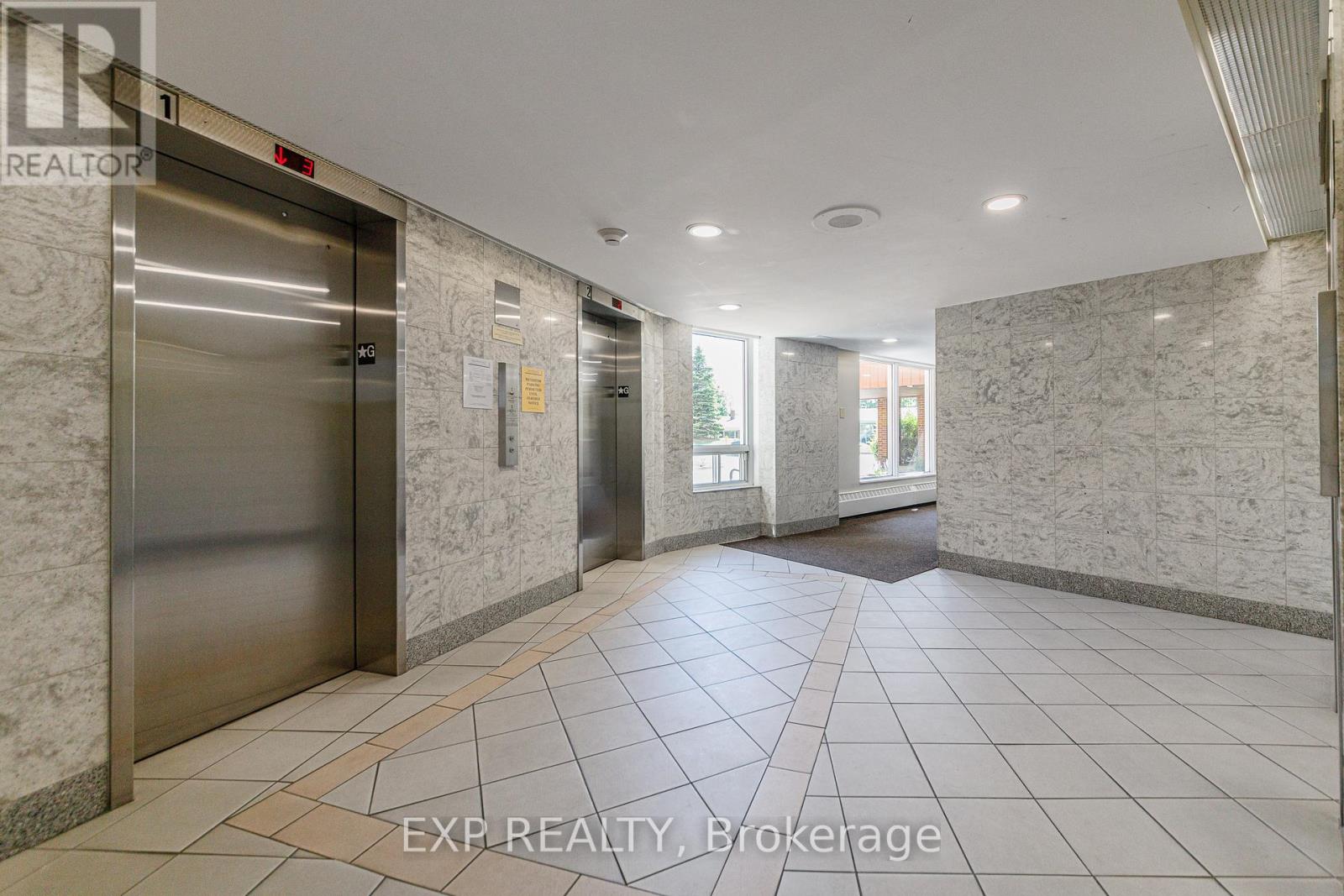 #203 915 ELMSMERE ROAD - 23