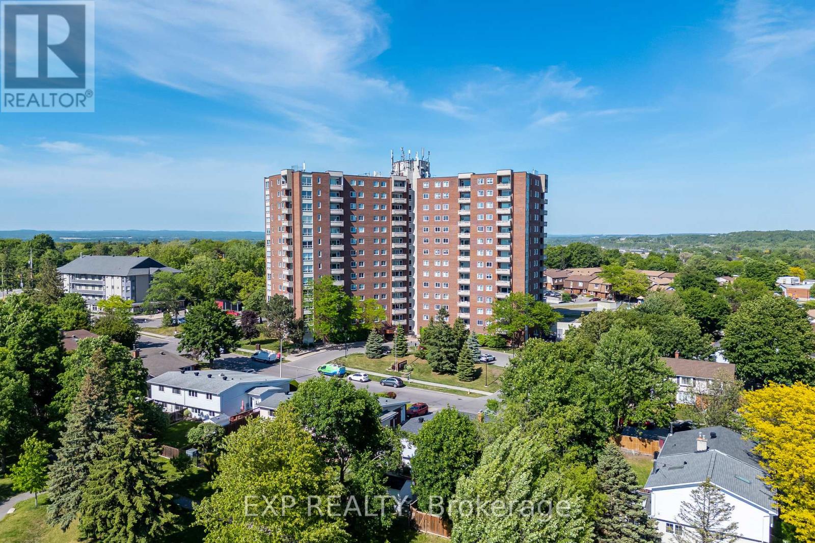 #203 915 ELMSMERE ROAD - 34