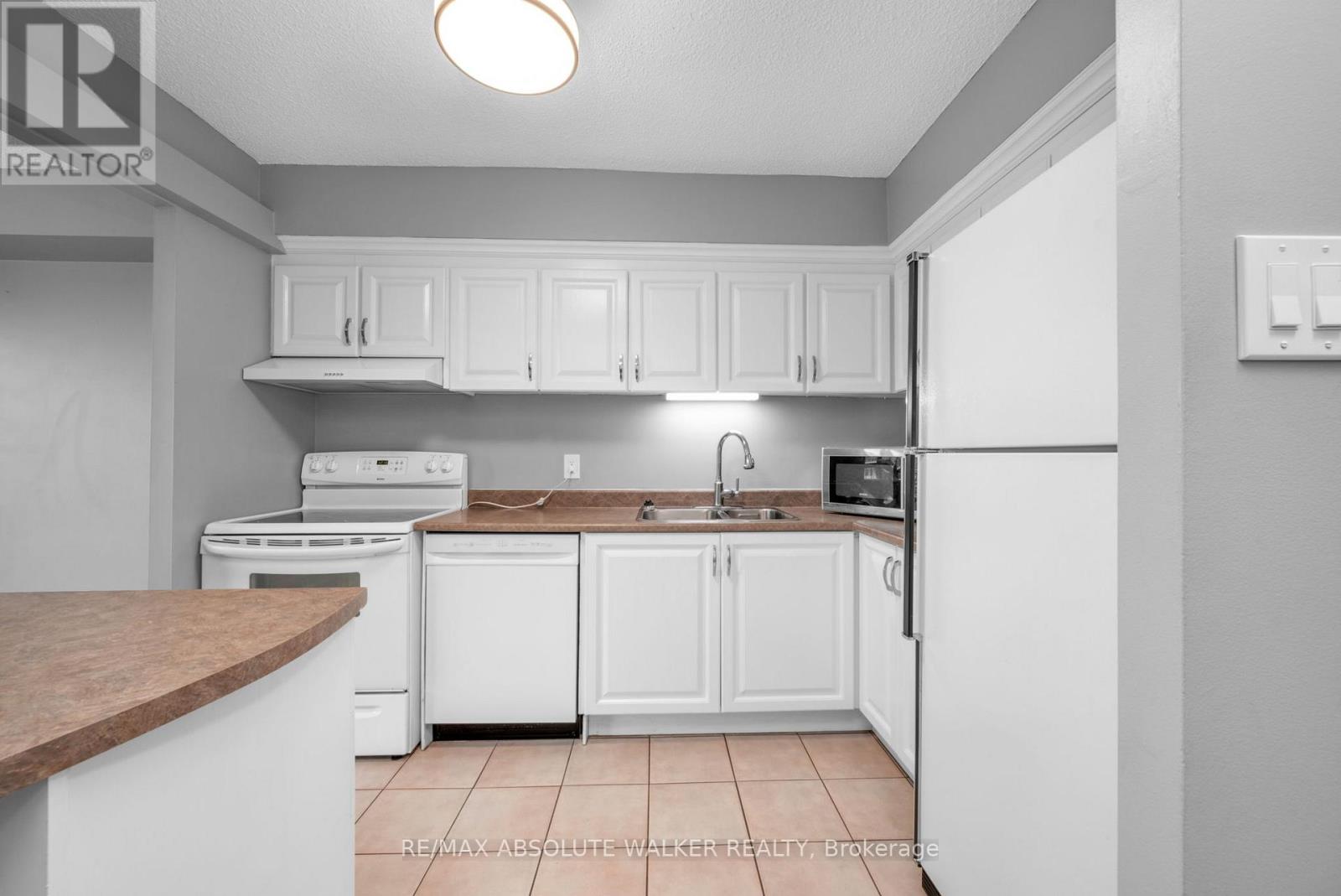 2 Bed, 1 Bath House for Rent in Ottawa – 1604 – 158C MCARTHUR AVENUE, Ottawa – MLS# X13517540 - Image 17