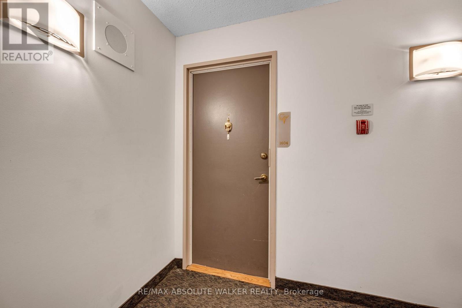 2 Bed, 1 Bath House for Rent in Ottawa – 1604 – 158C MCARTHUR AVENUE, Ottawa – MLS# X13517540 - Image 3