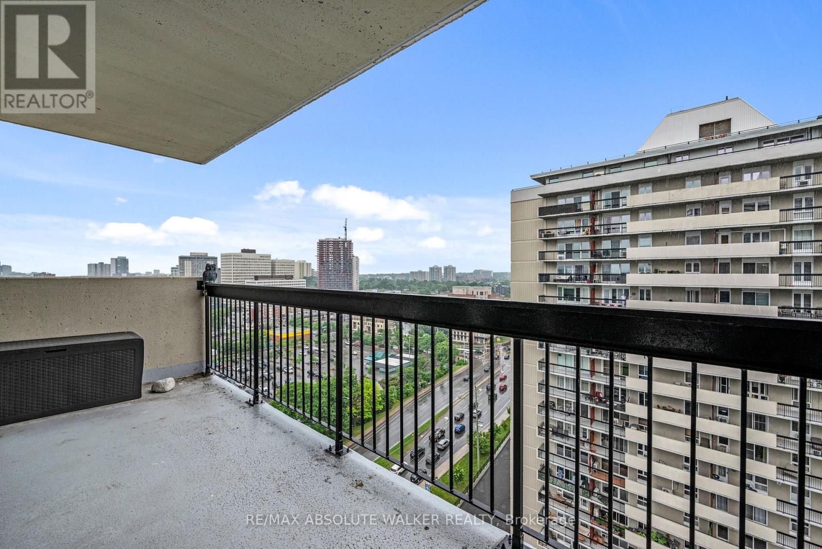 2 Bed, 1 Bath House for Rent in Ottawa – 1604 – 158C MCARTHUR AVENUE, Ottawa – MLS# X13517540 - Image 45
