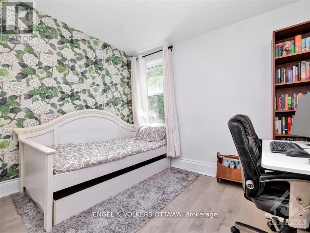2 Bed, 1 Bath House for Rent in Ottawa – 187 IVY CRESCENT, Ottawa – MLS# X13517624 - Image 20
