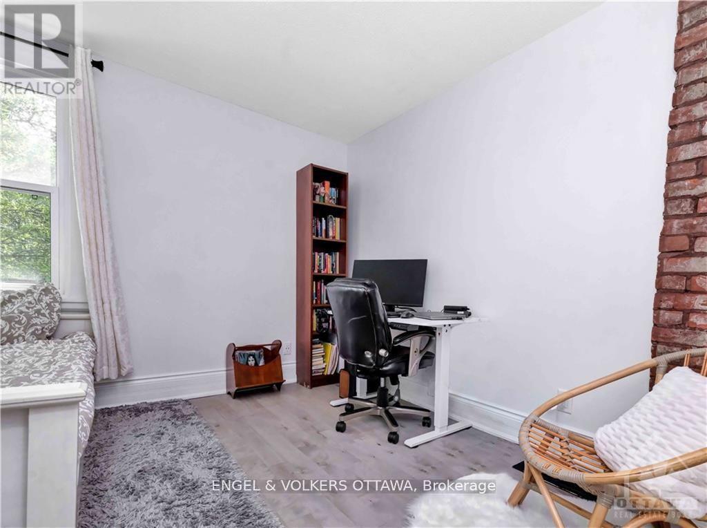 2 Bed, 1 Bath House for Rent in Ottawa – 187 IVY CRESCENT, Ottawa – MLS# X13517624 - Image 21