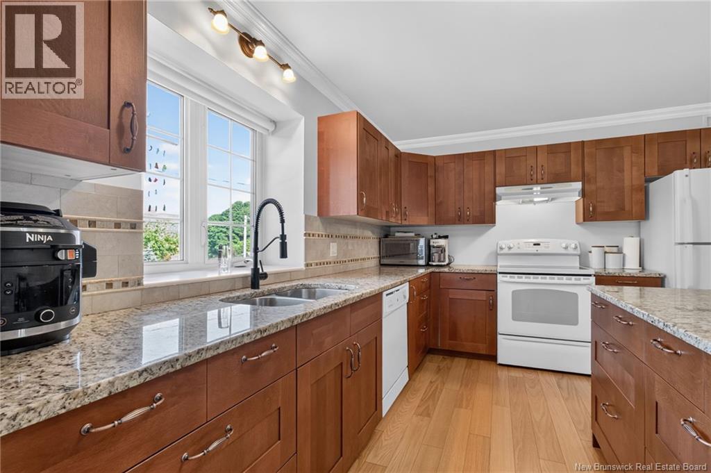 #201 98 Pleasant Street - 23