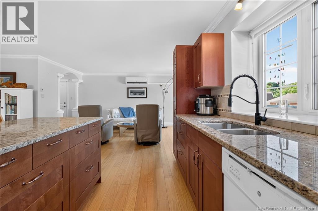 #201 98 Pleasant Street - 25