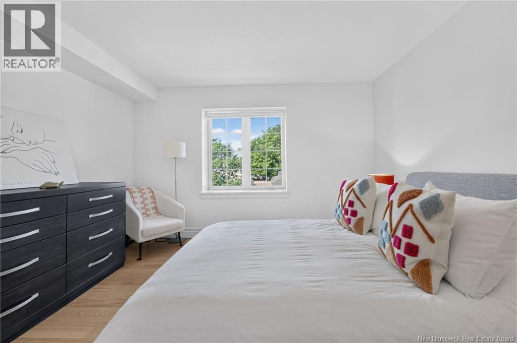 #201 98 Pleasant Street - 34