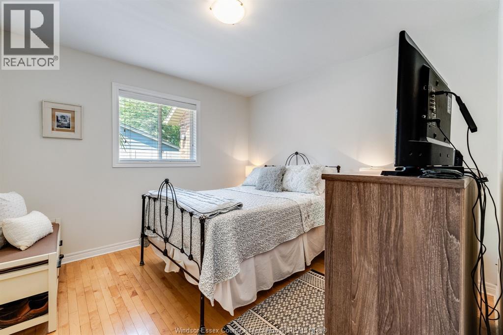 895 Malott AVENUE - 22
