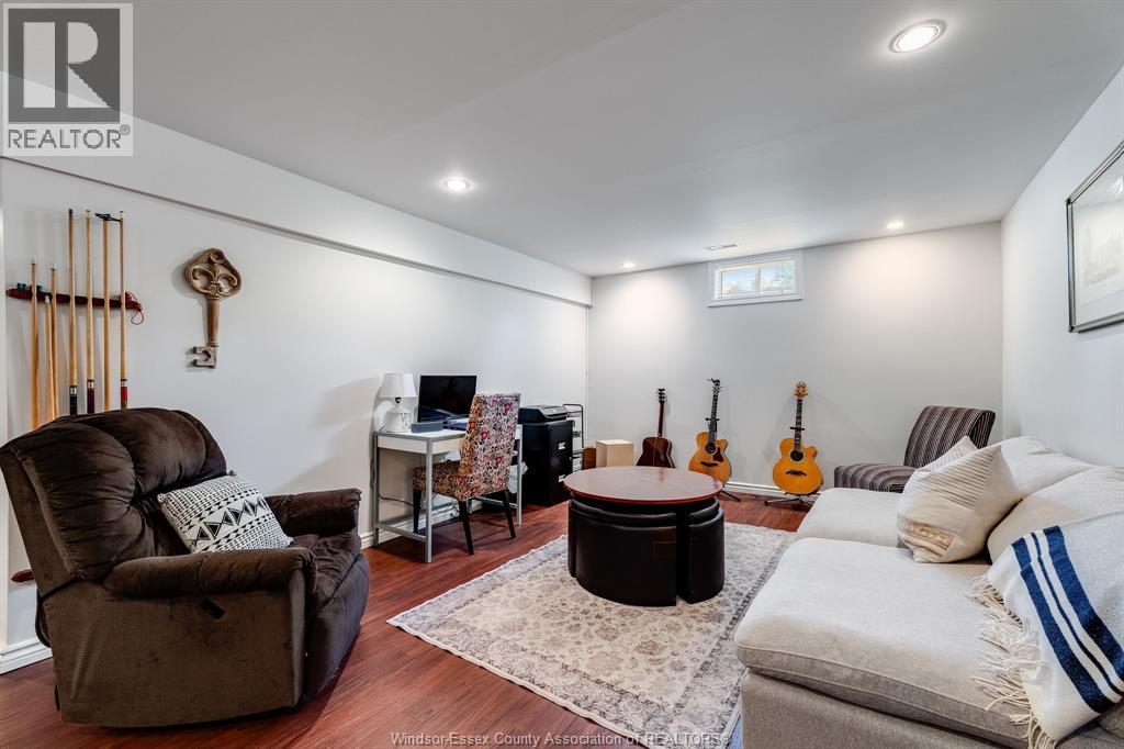 895 Malott AVENUE - 29