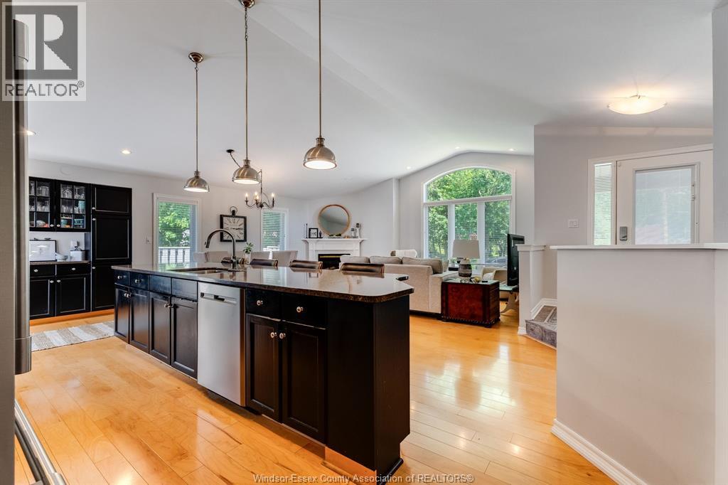 895 Malott AVENUE - 3