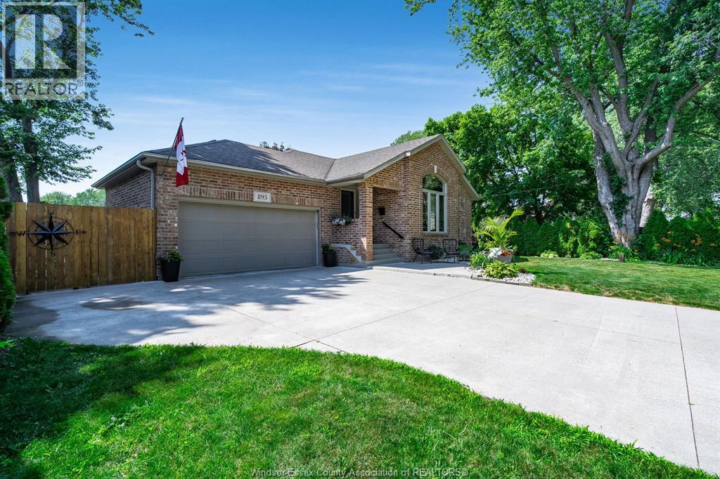 895 Malott AVENUE - 46