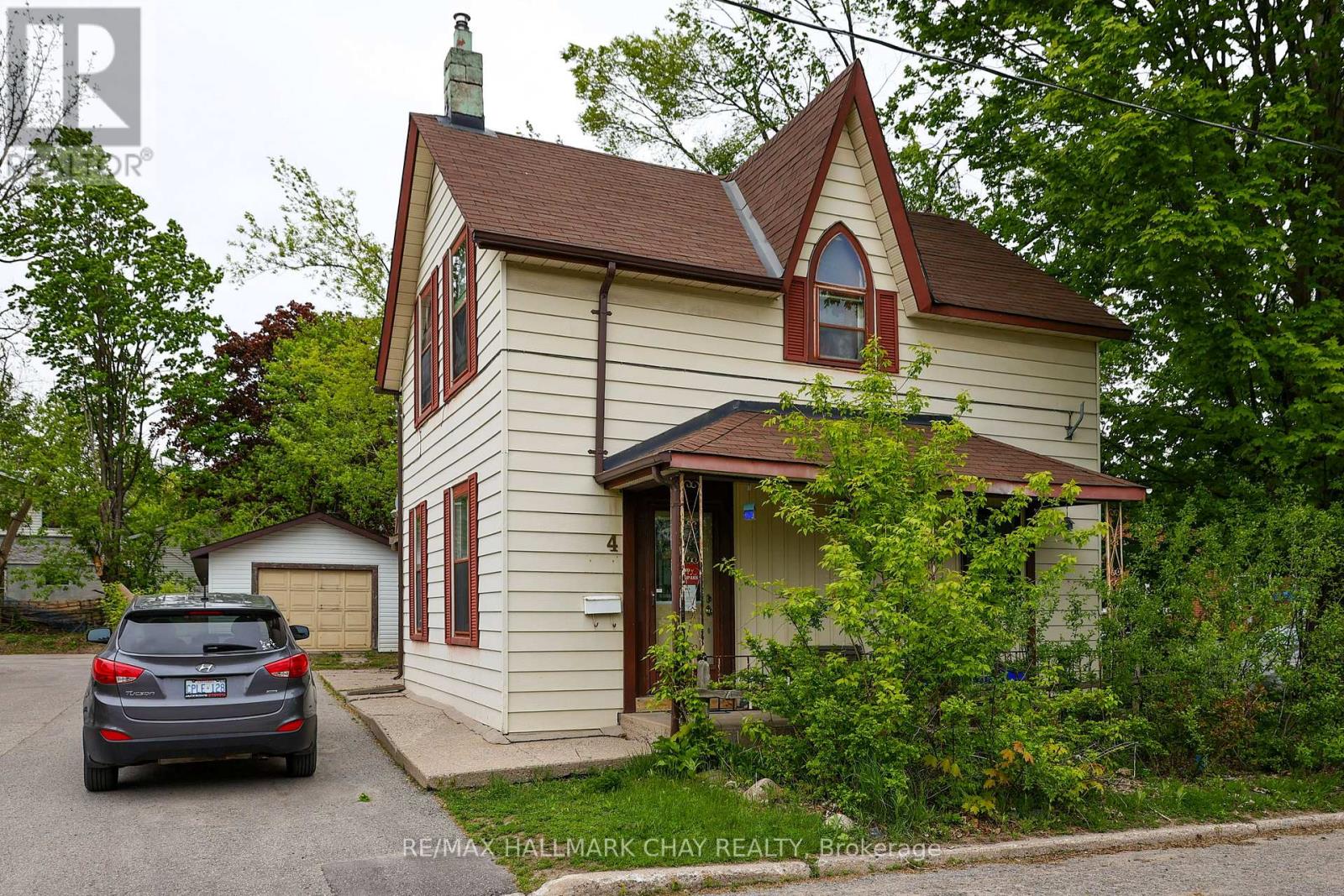 4 EAST STREET - 22