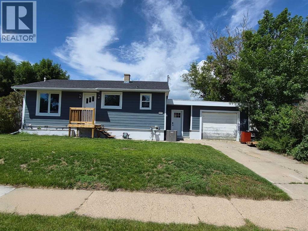 4931 54 Avenue - photo 2