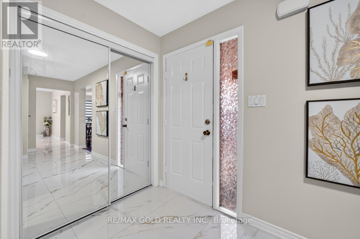43 ALABASTER DRIVE - 8