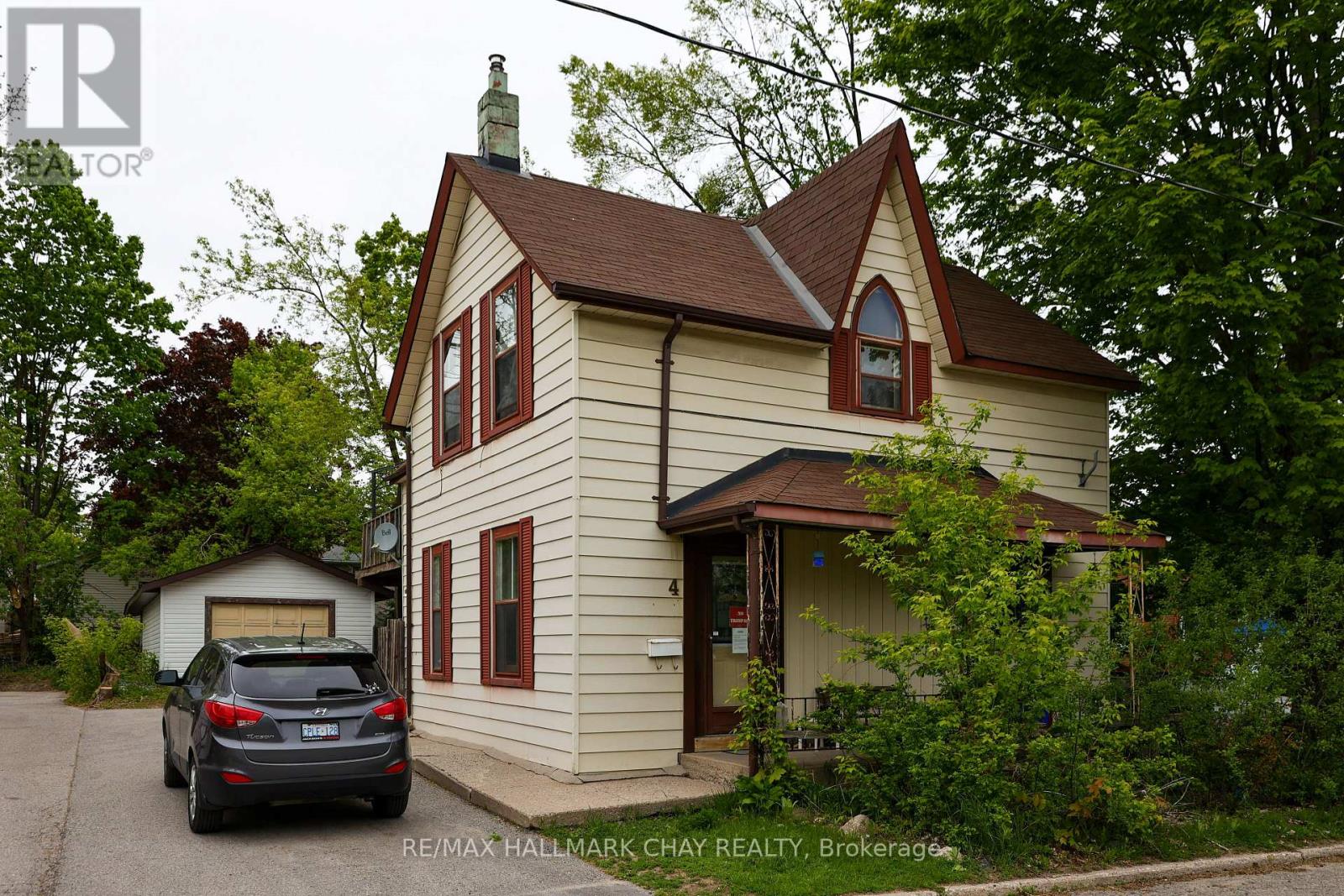4 EAST STREET - 25
