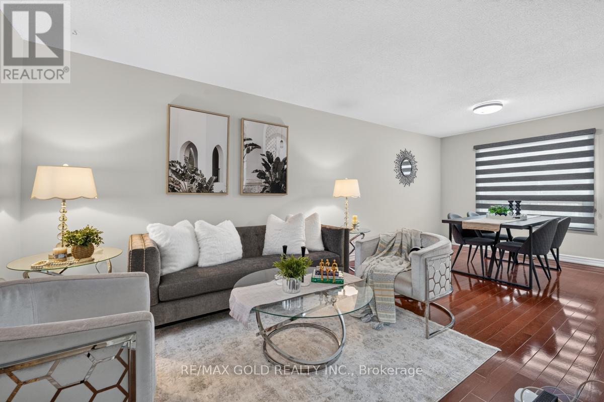 43 ALABASTER DRIVE - 16