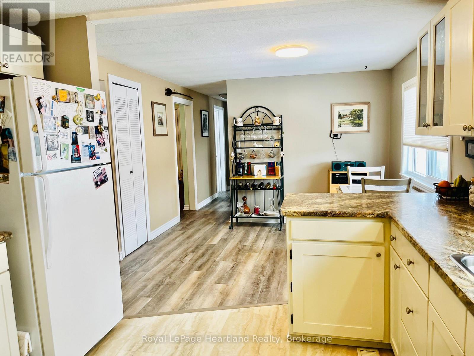 12 VELMA STREET - 5