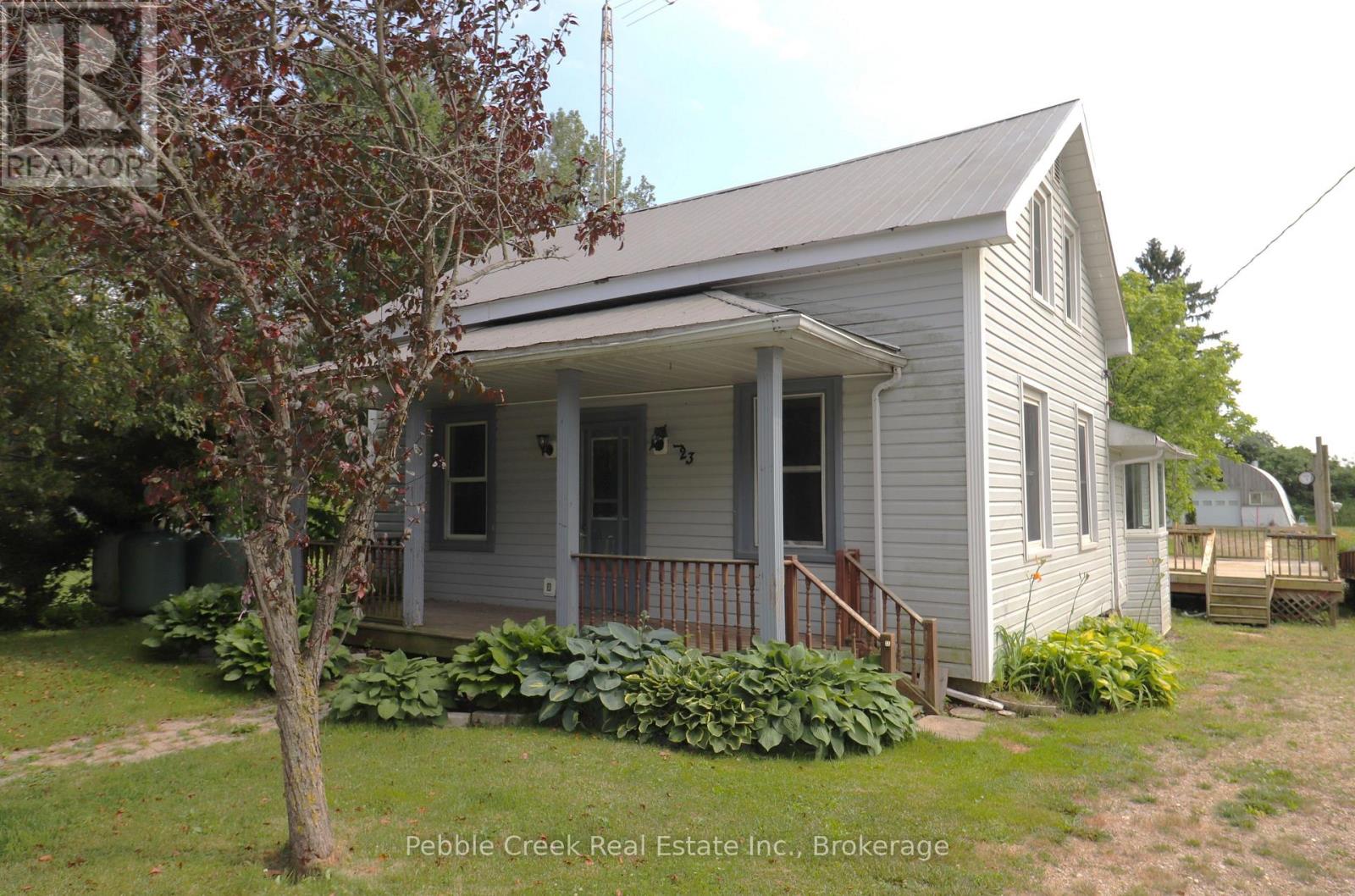 123 JOHN'S AVENUE - 1
