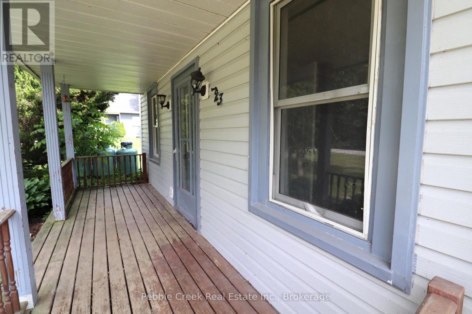 123 JOHN'S AVENUE - 3