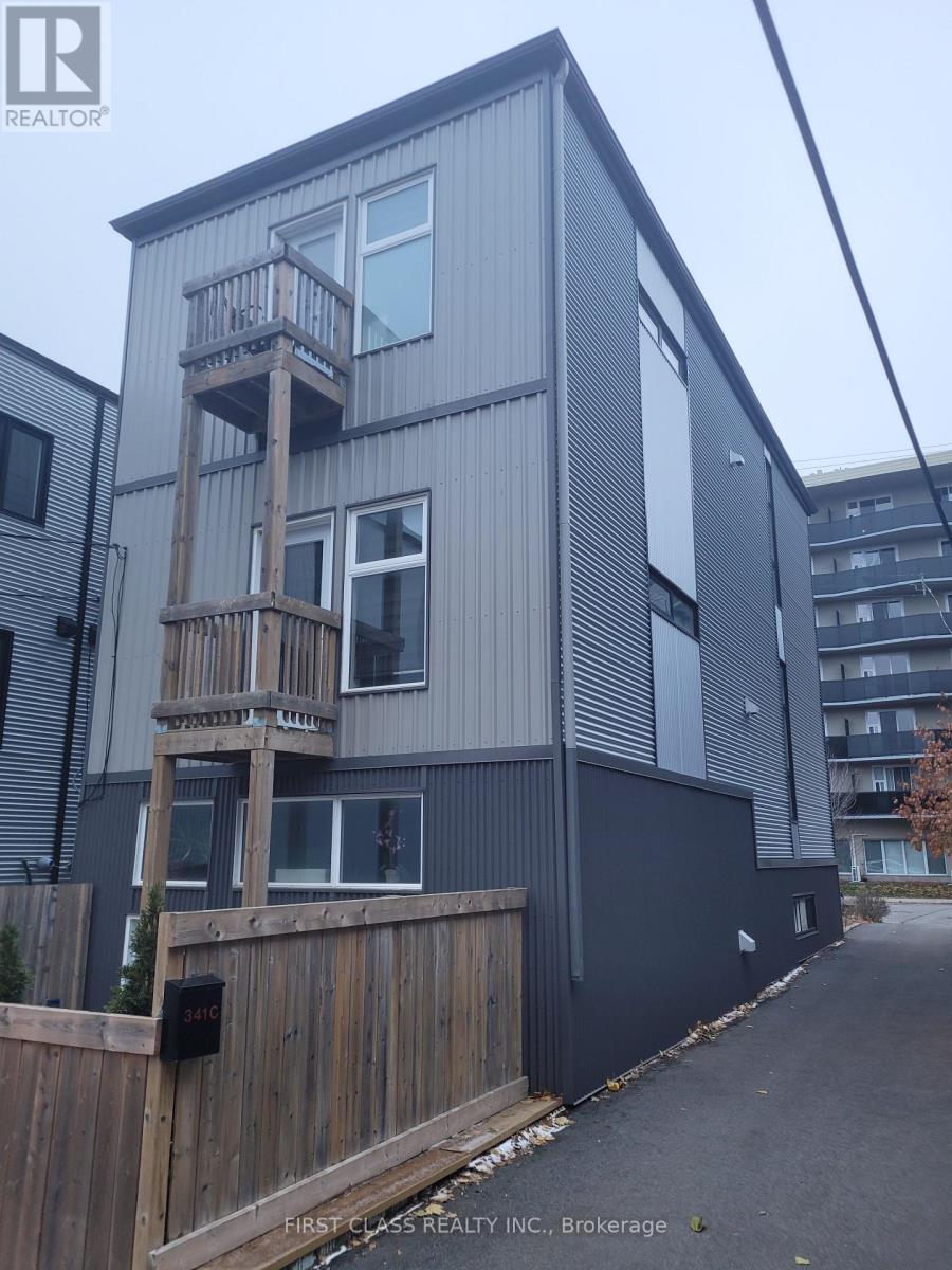 341 CAMBRIDGE STREET N - 2